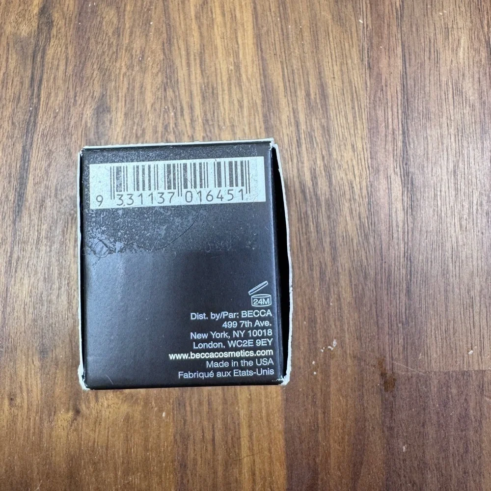 BECCA Ultimate Coverage Concealing Creme 0.16 oz. Chestnut New in Box NIB